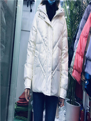 W903316802 女加厚棉衣外套MD