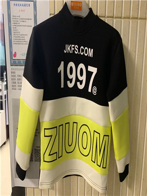 W35657373男中童长袖卫衣MD