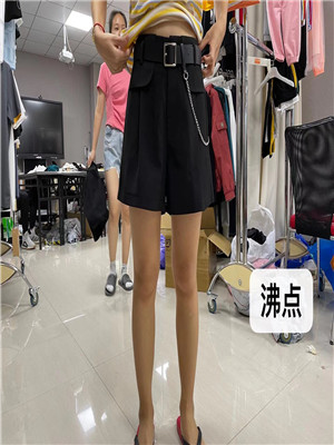 020K8601女休闲三分裤(系)MD