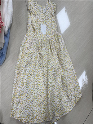 030Q2801女中童夏季连衣裙MD