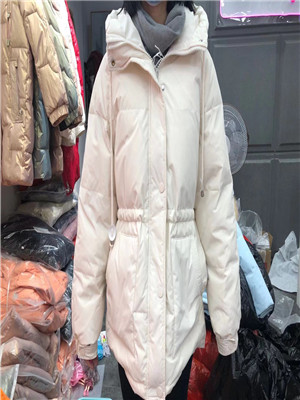 020W686女加厚外套MD
