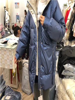 020W20299女加厚外套MD