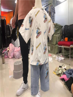 030U7002男中童套装MD