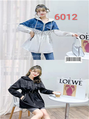 020W6012 女外套MD