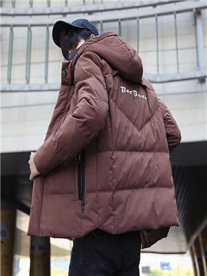 011W1816特价男加厚外套MD